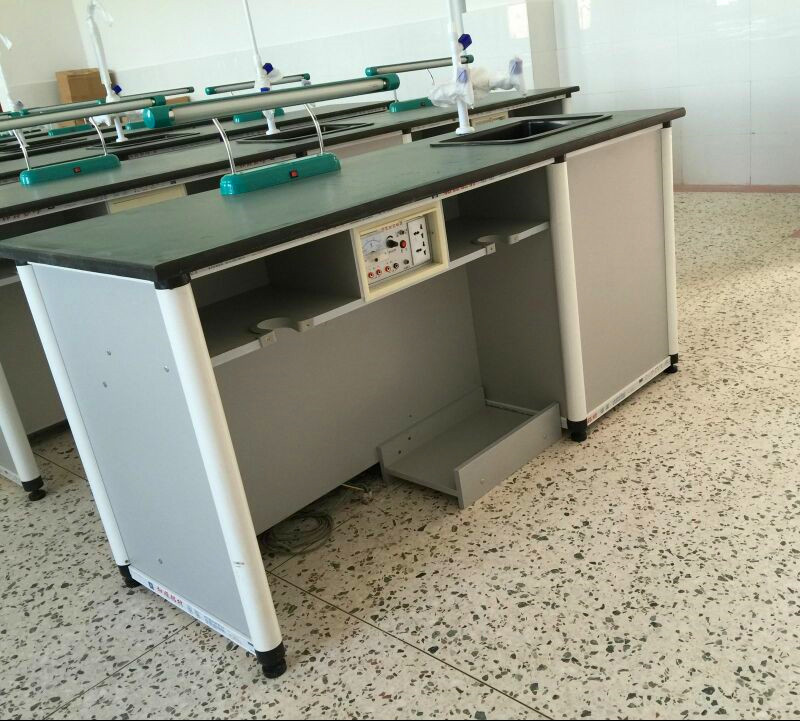 普教——生物實驗室